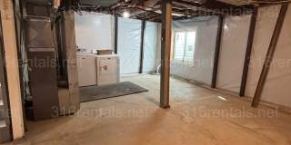 2 bed 1 bath house available! Gallery 17
