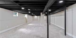 3912 4th Street Gallery 76