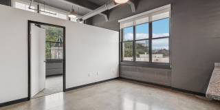 1627 on the Strip Gallery 29