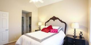 1633 E LAKESIDE Drive unit: 129 Gallery 18