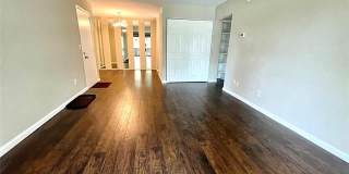 2116 PAULINE BLVD APT 304 Gallery 4