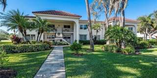 1055 Forest Lakes Dr Gallery 1