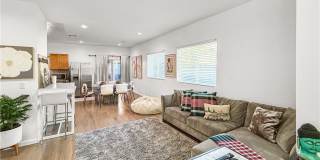 1521 W 37th Place Gallery 6