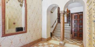 2238 Hyde Street Gallery 12