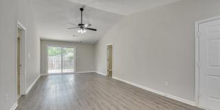 1239 Longpoint Drive Gallery 5