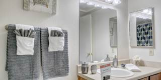 Sunflower Apartments Gallery 11