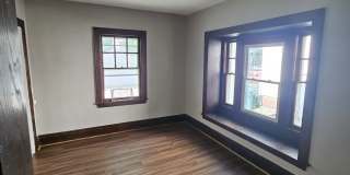 376 Magee Ave Gallery 7