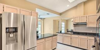 2937 SE Cates Circle Gallery 23