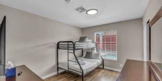 3 Bed FULLY FURNISHED Pool Home Gallery 16