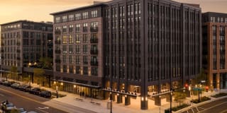 250 Mission Gallery 31