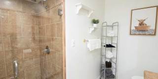 7310 Balboa Blvd Gallery 28