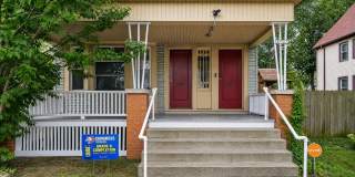 Charming 3BR Duplex in Milwaukee Gallery 1