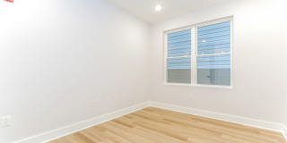 820 N 40th Street Gallery 21