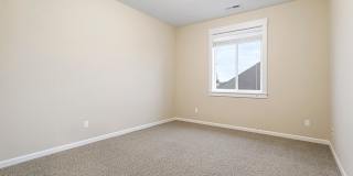 Excellent Condition Three Bedroom + Office, Fenced Backyard, Central AC Gallery 21