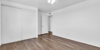 6 Bedrooms, 3 Bath,  Pool CLOSE TO ASU (Rural & Broadway) Gallery 46