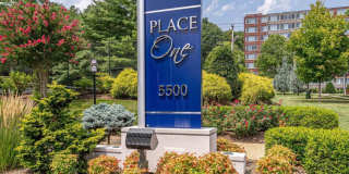 Newly Remodeled 1 bedroom / 1.5 bath Condo at Place One Gallery 17