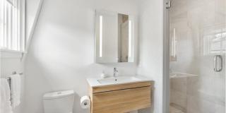 15 High Street Gallery 33