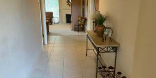 7506 N Via Camello Del Sur -- Gallery 2