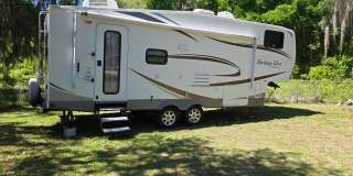 1 Bed 1 Bath camper Gallery 1