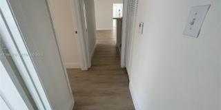 6821 SW 44th St Gallery 4