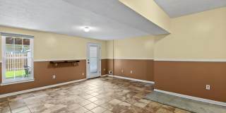 5411 CASTLESTONE Drive Gallery 30