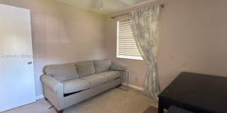 402 SW 158th Ter Gallery 22