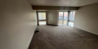 Two-Bed Downtown Apt with a View! Gallery 36