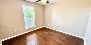 3 Bed, 2 Bath Home with Large Backyard in Fairmont Subdivision 3 Bed, 2 Bath Home with Large Backyard in Fairmont Subdivision Gallery 25