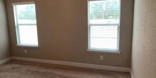 2 Weeks free rent / 3/2/2 Duplex / Walk to Historic Gruene / Fridge / Gas Cooking / Fenced in yard / CISD Gallery 12