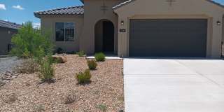 3 Bedroom, 2 Bathroom Home! Schedule a Showing! Gallery 1