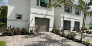 6737 Broadwater Lane Gallery 1