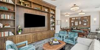 Everleigh Deerfield Age 55+ Apartment Homes Gallery 9