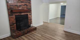 807 South Jones Lane Gallery 3