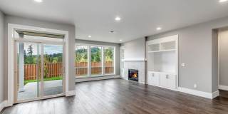 Bethany Stunner - 5 Bedrooms with Main-Level Bed & Bath, Modern Kitchen & Private Fenced Yard Gallery 8