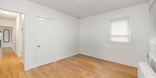 16581 BAYLIS Street Gallery 19