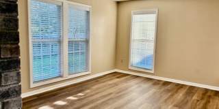 Beautiful 3 bedroom 2 bath home in Northchase Gallery 20