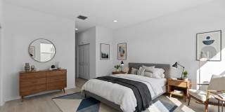 4404 Longwood Lake Square Gallery 39