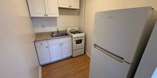 5424 Fifth Avenue Gallery 215