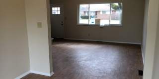 **3-BEDROOM/2-BATH RANCH W/ 2-CAR GARAGE!** Gallery 7