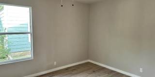 5411 Clark Gallery 15