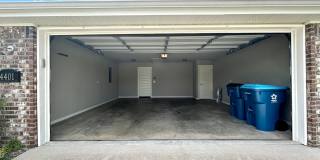 Gorgeous Home with Vaulted Ceilings and Large Fenced Yard! Spacious 3 Bedroom and 2 Bath Home! Gallery 38