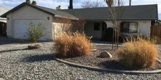 Beautiful 4 bed, 2 Bath home for Rent. Paid Water and Landscaping! Gallery 3