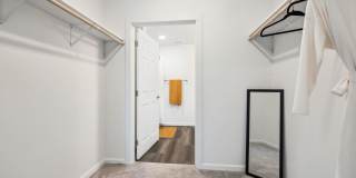 Pullman Modern Urban Apartments Gallery 19