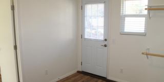1Bed/1Bath in Vista~ E. California Gallery 6