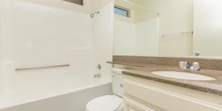 Emerald Court Apartment Homes Gallery 40