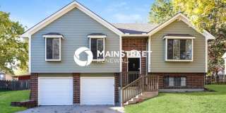 404 Southeast Bristol Drive Gallery 1