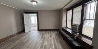 109 E Stewart Rd Gallery 9