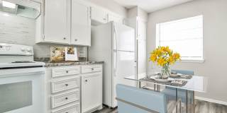 Westlake Apartments Gallery 19