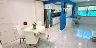 160 NE 203rd Ter Gallery 8