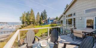 Furnished Bainbridge Island Waterfront Home with Incredible Views Gallery 16